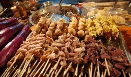 爆料烧烤老板是谁啊视频,爆料烧烤老板身份大揭秘！